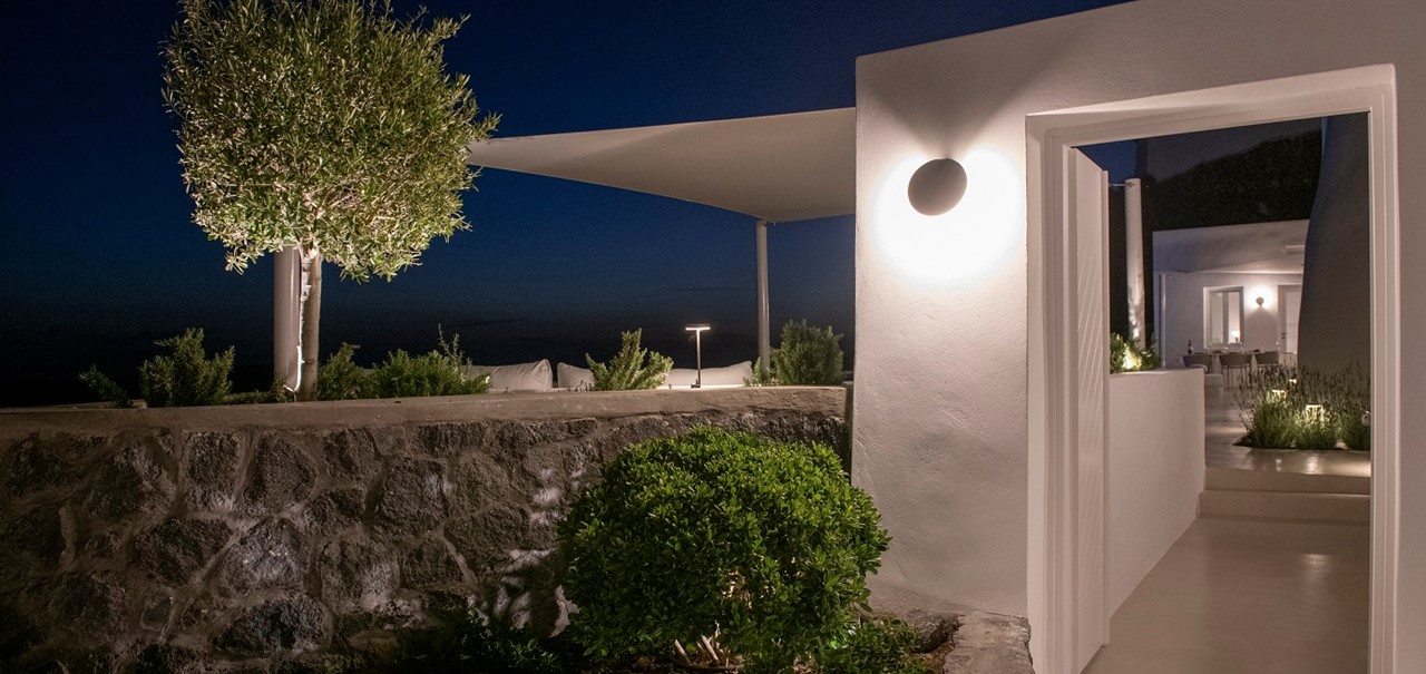 Villa Skyler 3 Bedroom Villa Santorini 24