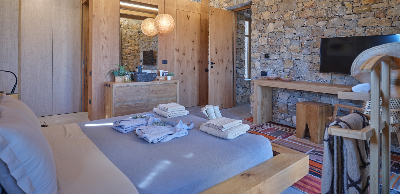 Mardiva Farmhouse Bedroom 1