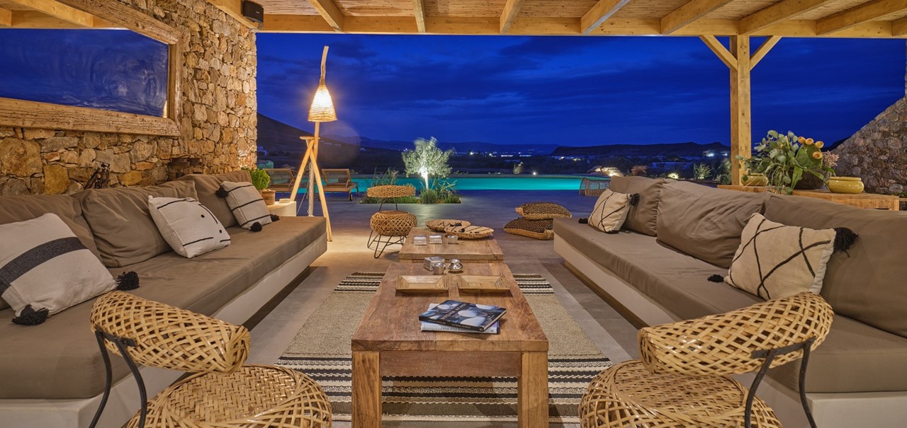 Mardiva Farmhouse Exterior Lounge Area 62