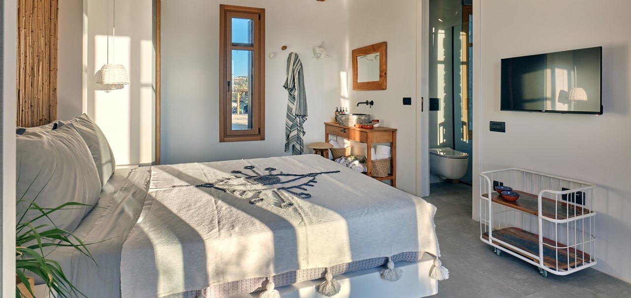 Mardiva Farmhouse Independent Studio 76