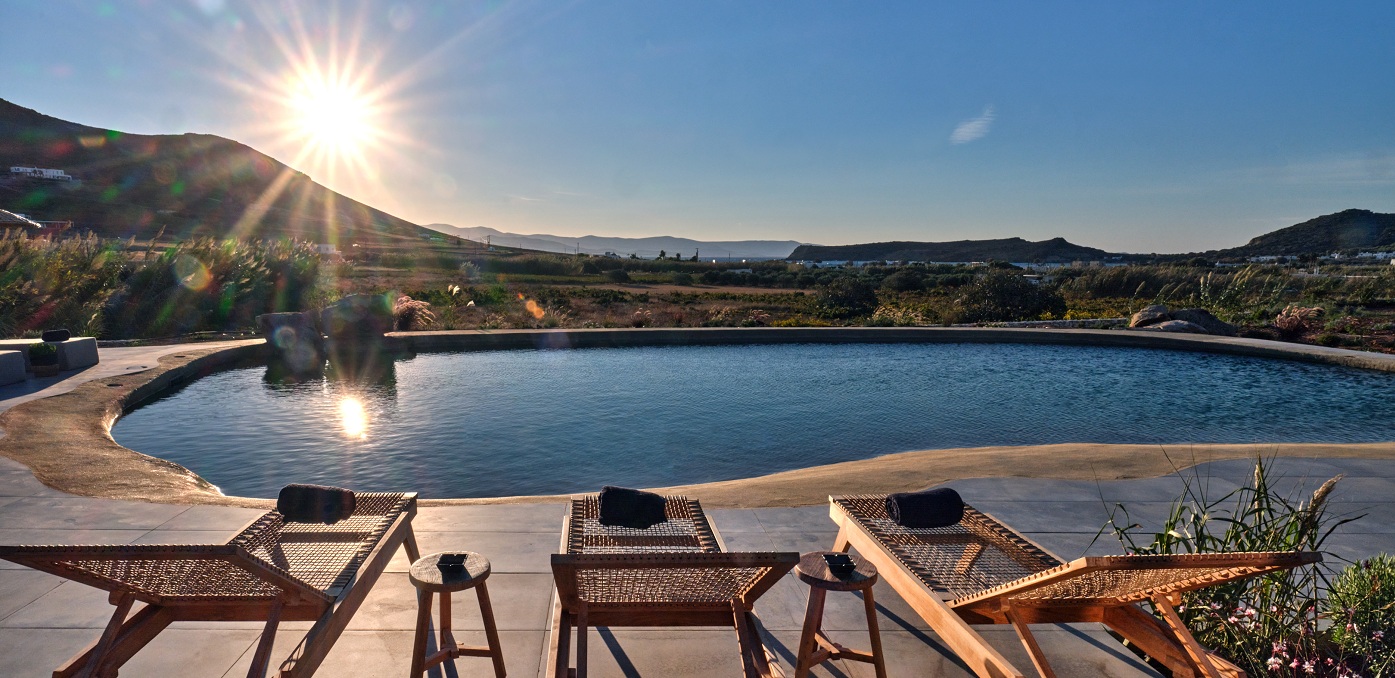 Mardiva Farmhouse Pool81