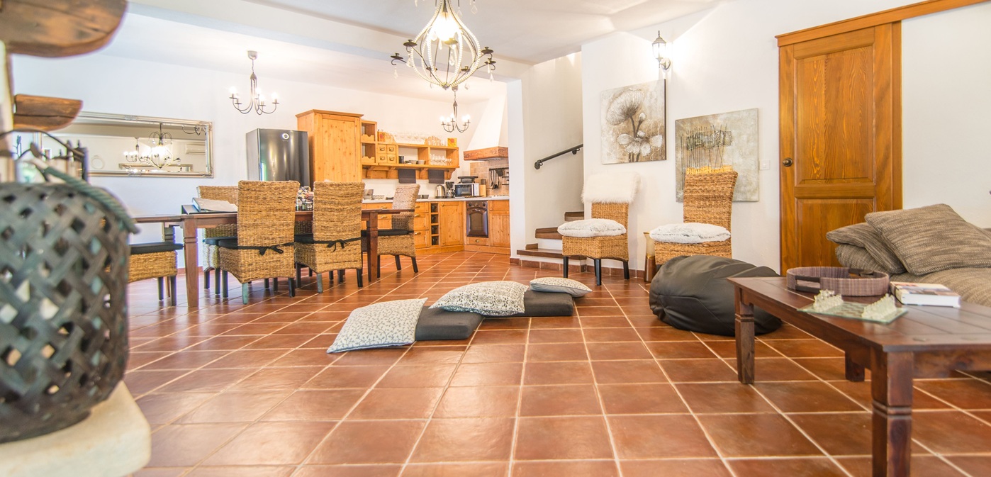 6 Orvas Villa 314 17