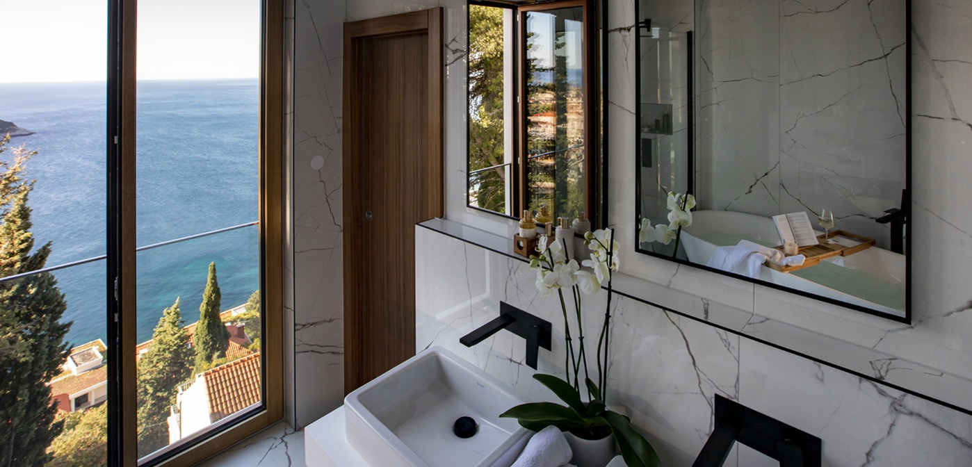 018 Villa Bellevue Dubrovnik Bathroom With View 4
