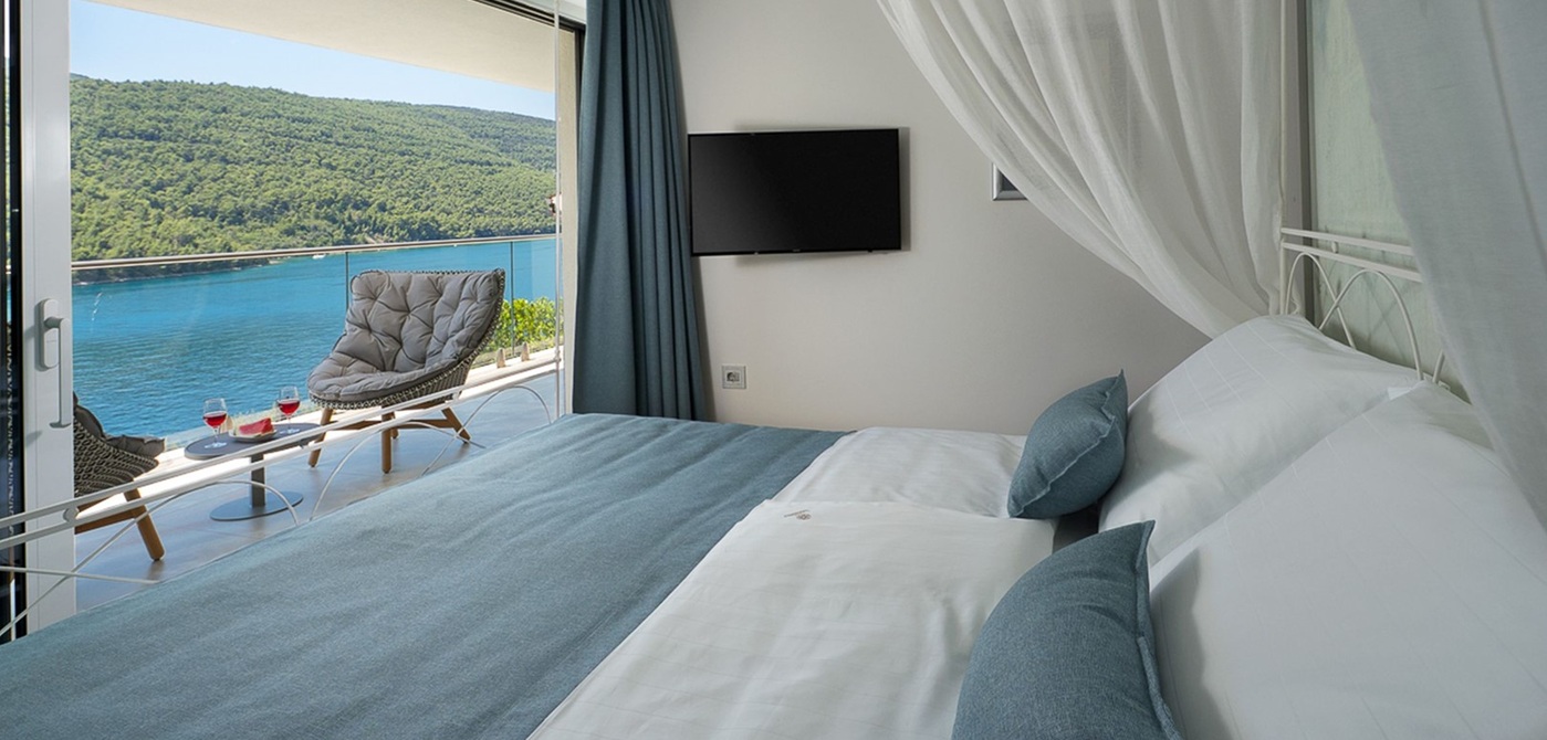 Bedroom 1 Villa 108 26