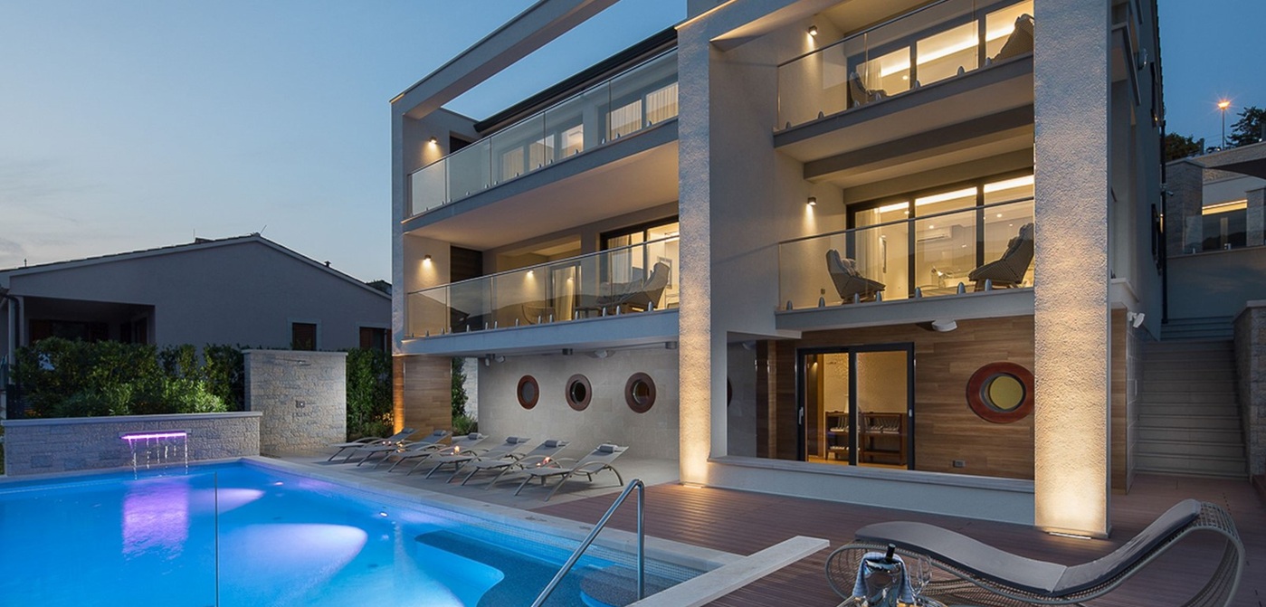 Outside Front Evening Villa 108 81