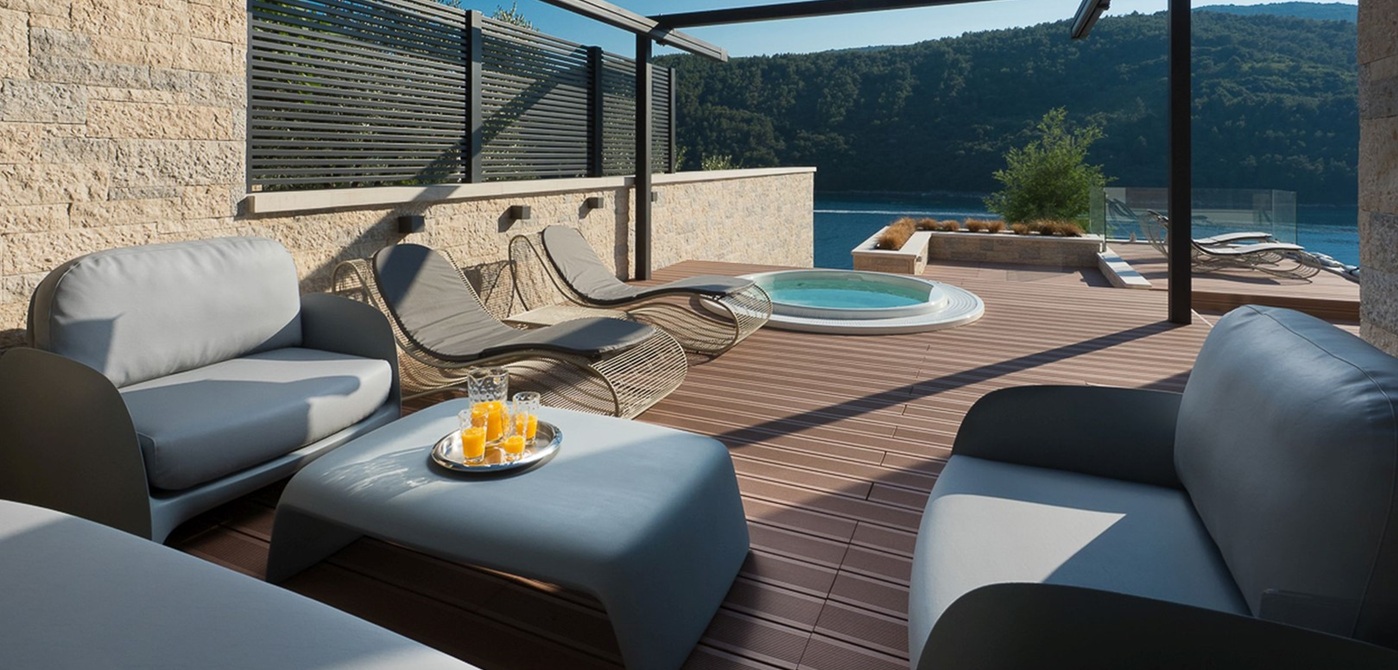 Outside Jacuzzi Villa 108 95