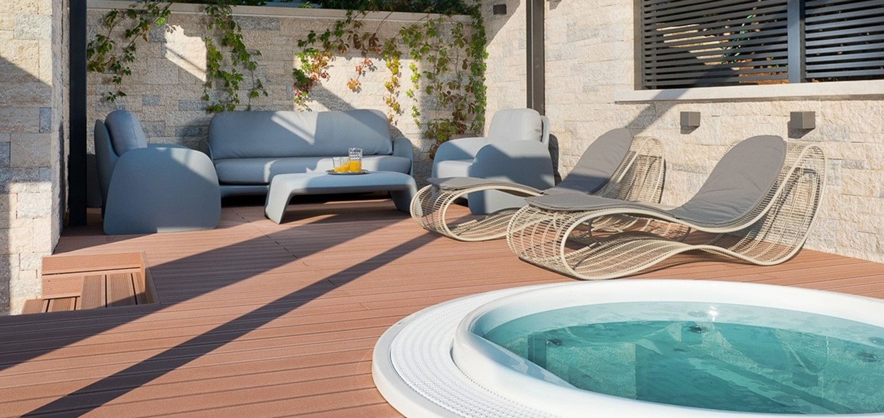 Outside Jacuzzi Villa 108 98