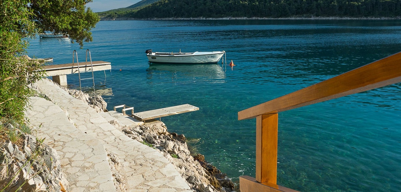 Outside Sea Access Villa 108 77