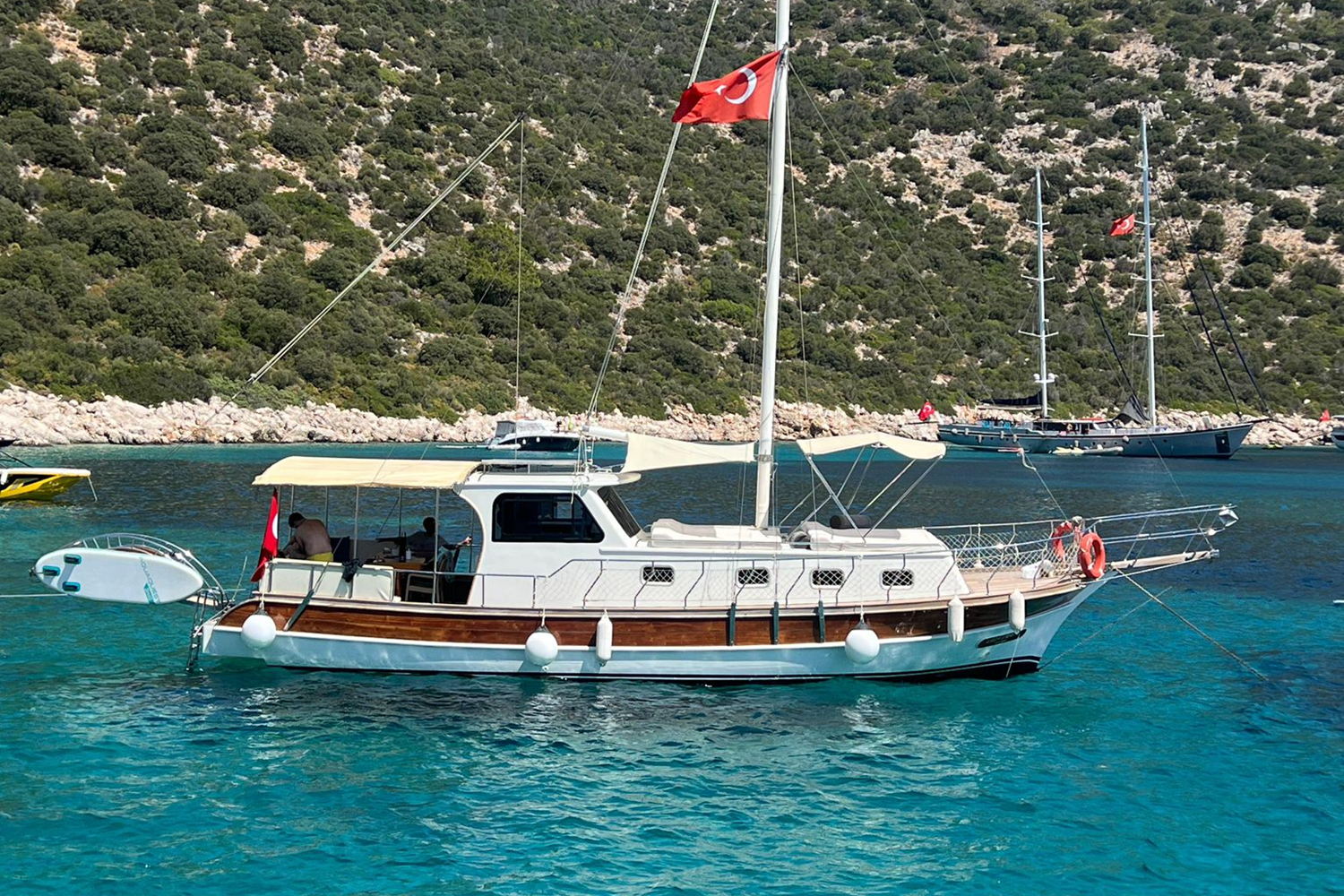 Lady Grace Boat 1