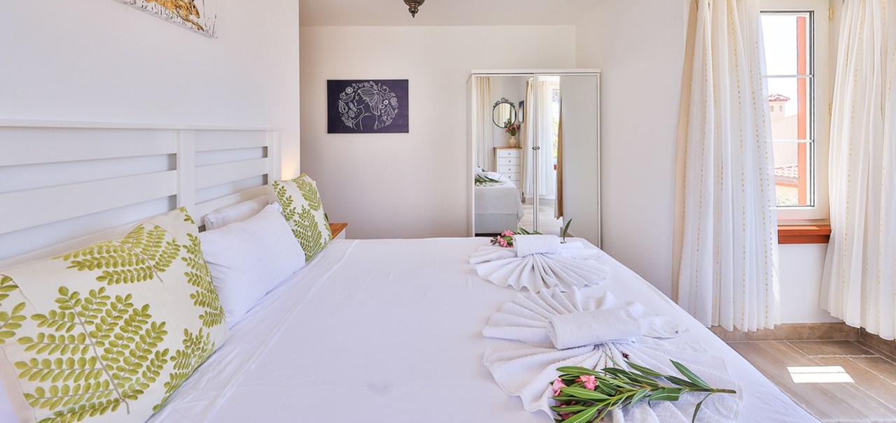 Villa Kalu Lavanta Kalkan Double Bedroom 1 KA0A000111