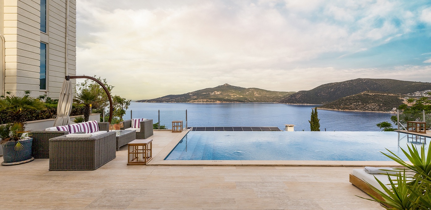 Architects House Pool And Exterior 4